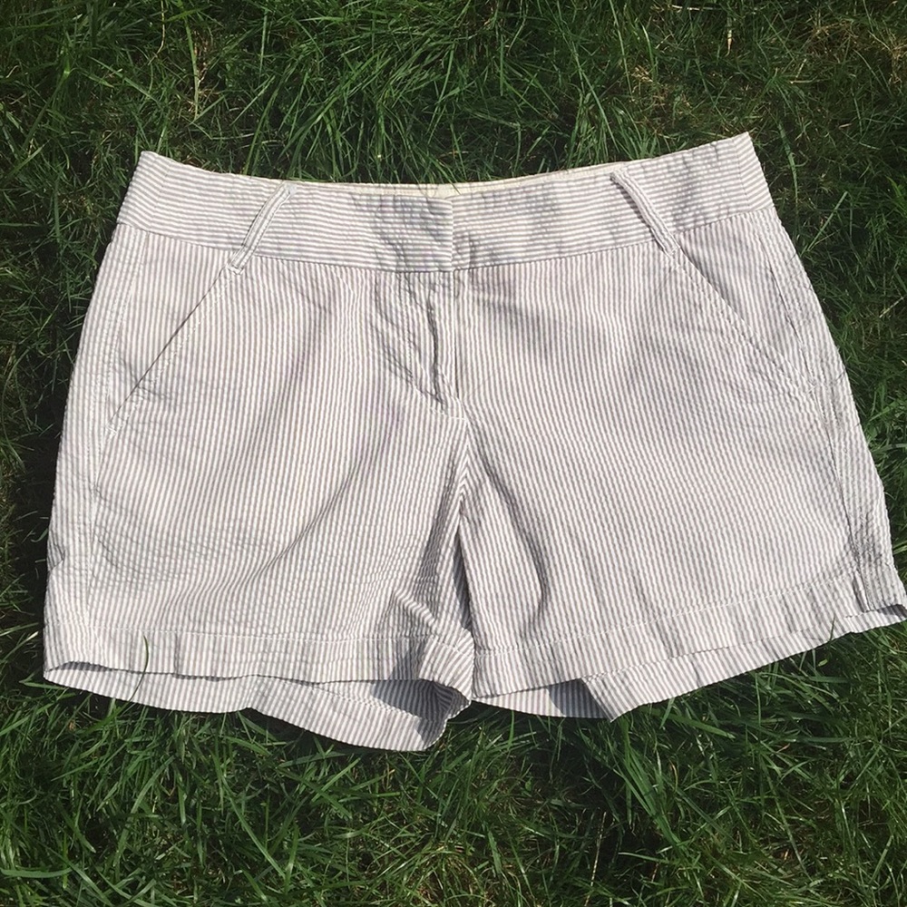 Seersucker gray and white 4” shorts